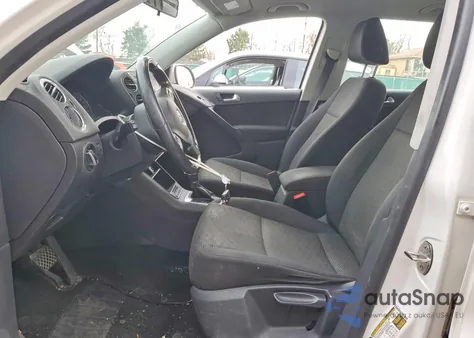 2013 Volkswagen Tiguan S from USA, damaged, VIN WVGAV7AX8DW552144